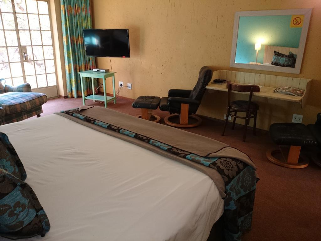 Hornbill Lodge Magaliesburg Kamer foto
