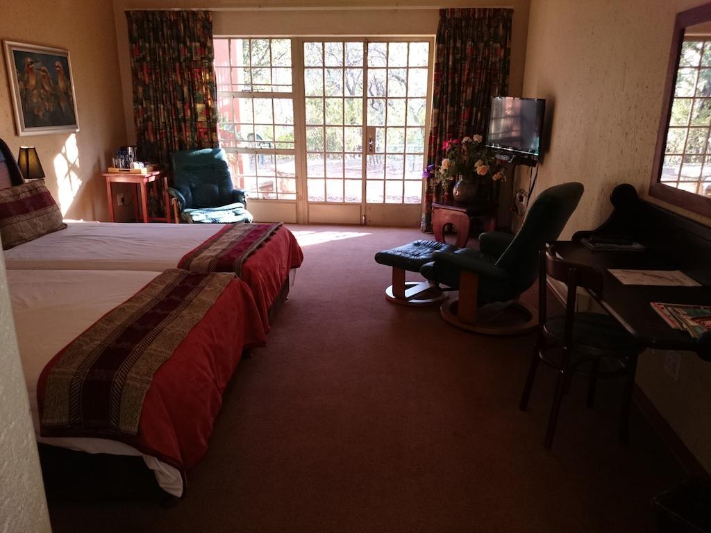 Hornbill Lodge Magaliesburg Kamer foto