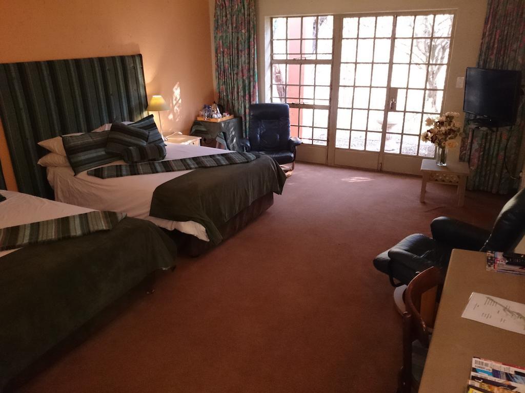 Hornbill Lodge Magaliesburg Kamer foto